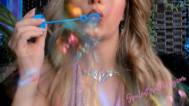 Petite Mercy - Blowing Bubbles 00005