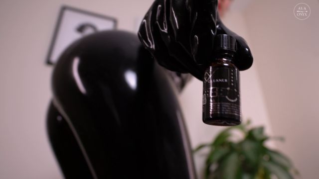 iworshipavaonyx - Latex Fetish Stroke Sniff 00010 iworshipavaonyx - Latex Fetish Stroke Sniff 00010