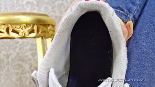 Dominant Girls - Mistress Anfisa - Stinky Surprise For You 00010