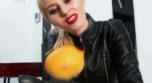 Goddess Celine - The House Of Pain 00003