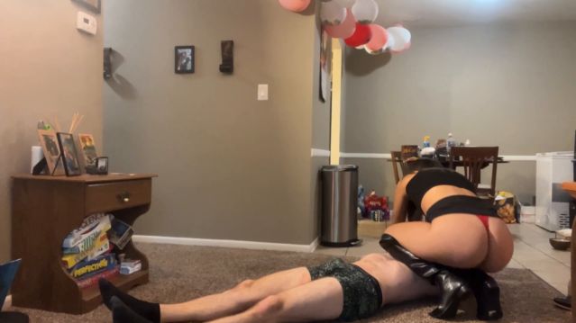 Goddess Ellen - Mixed Wrestling Ballbusting 00004