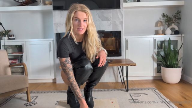 Kinky Mistress Sofia - POV New Trample Table 00000