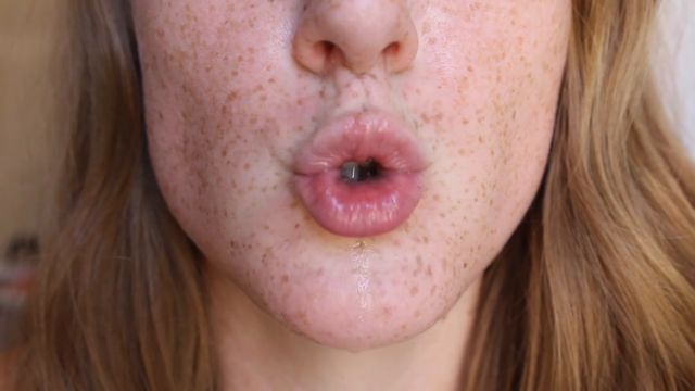 LittleRedheadLisa - Lips Close Up  2 00010