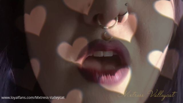 Mxtress Valleycat - Lip Addicted Gooner 00009