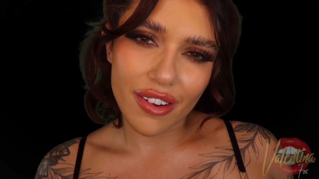 Valentina Fox - Falling for Me 00009