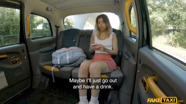 faketaxi 26 01 25 molly smith 00000