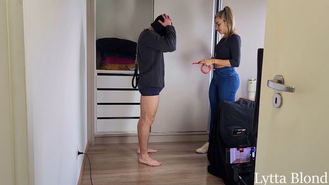 7G 7 Goddesses Feet Fjobs Ballb - Lytta Blond Hard Ballbusting And Cuckold Cum Lick 00000