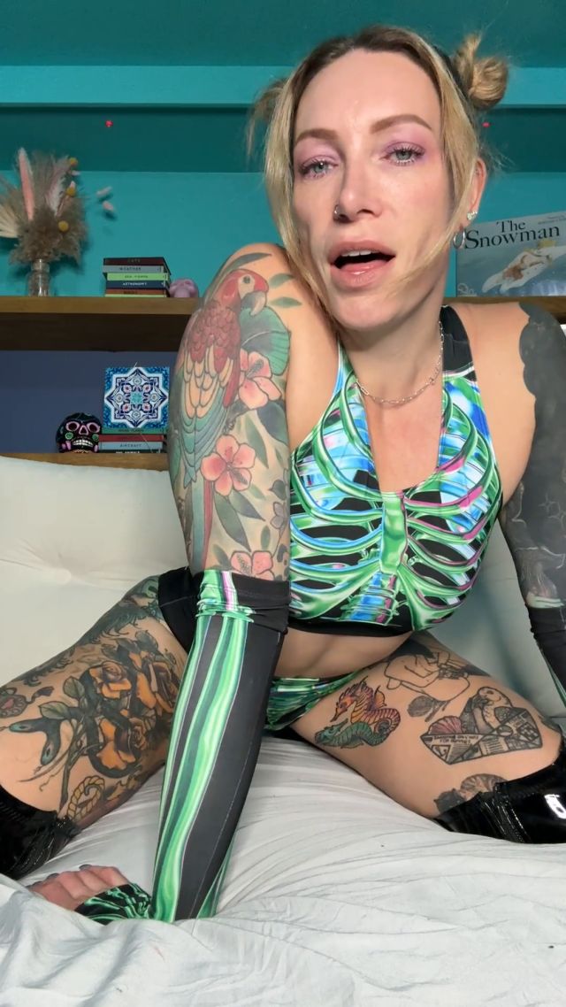 Ava Austen - Mrs Austen - Halloween - Sexy Skeleton Boner Jerk Off Instruction 00000