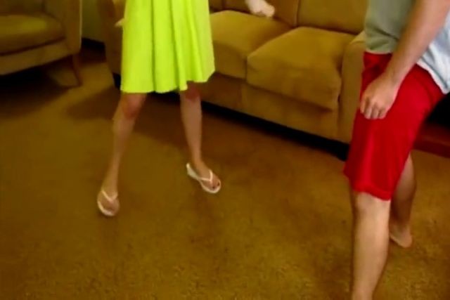 Flip flop ballbusting 00000