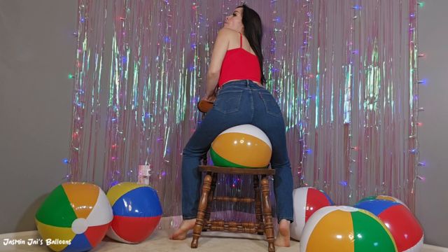 Jasmin Jai Studios - Bouncing and Popping on Beach Balls 00000
