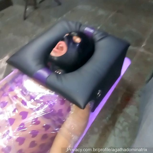 Madame Agatha - This Little Pig Was Hungry So We Started Feeding It Spitting 00000