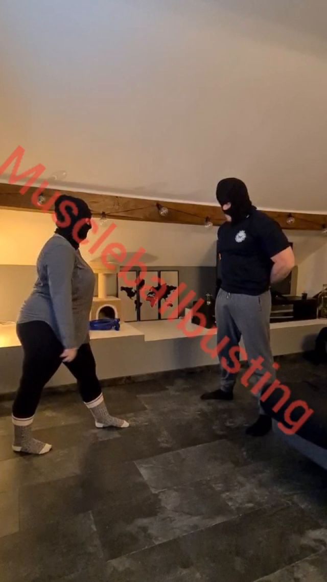 Muscle Ballbusting - Nicolasmusclebb - Emily BBW Busts My Balls For Her First Time 00000