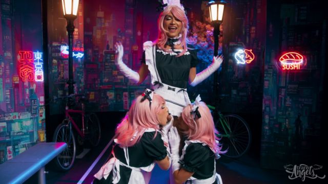 TRA AveryLust KaseyKei ZariahAura Cosplay Babes Unite Shemale 00000