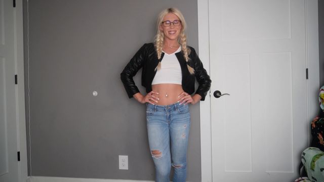 keeks 3005 - Step-Dad Caught Sniffing My Jeans 00000