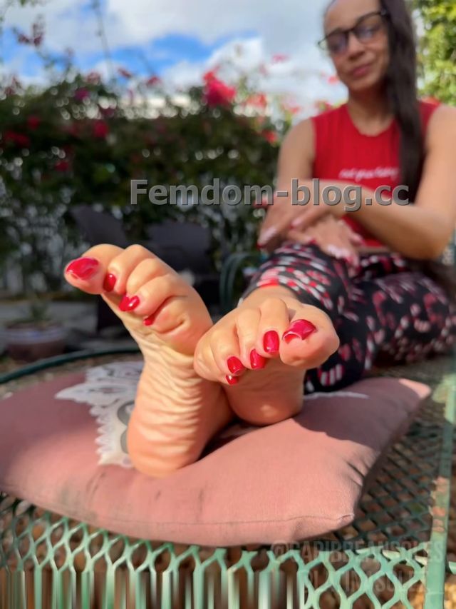Latinasolez x Caribbeansoles First Footjob Scene &ndash; Caribbeansoles 00000