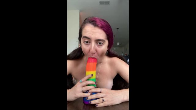 LittleBunnyB - Sucking My 9 Inch as Hard as I Can 00000