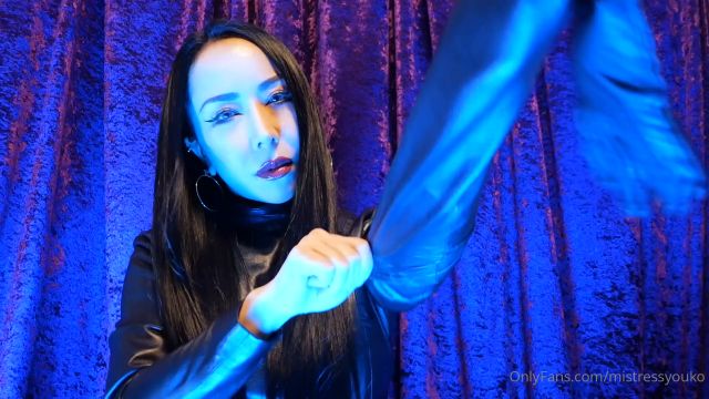 Mistress Youko - Suffer In My Leather Gloved Hands 00000