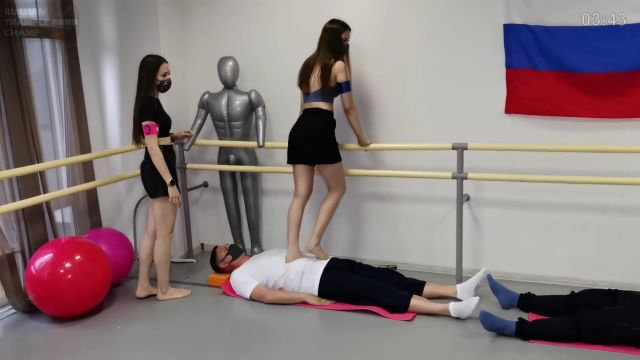 Russian Trample Championship - Multitrampling Training 28 Full 18 Year Old Girls Making Their First Steps On Men 00000