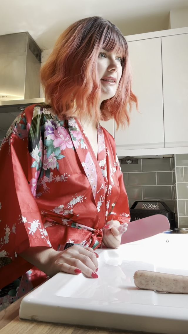 Yourhikerbabe - Crazy Girlfriend Chops Your Penis Off And Chucks It In River 00000