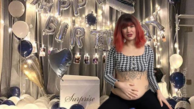 Yourhikerbabe - Mommy Vore Eats Everyone At Birthday Party 00000