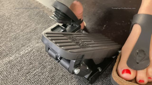 A Pedal Pumping Shoejob Cbt Cock Crush And Shoe Fetish With Well Worn And Dirty Birkenstock Gizeh Sandals Shoe Fetish Sandals Painted Toenails 4K 00000