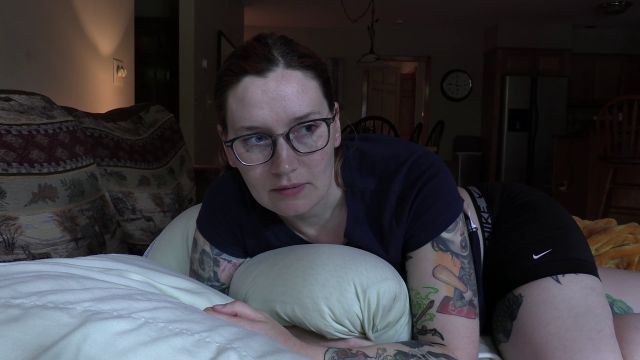 Bettie Bondage - Husbands Big Dick Friend Dicks Wife 4K 00000