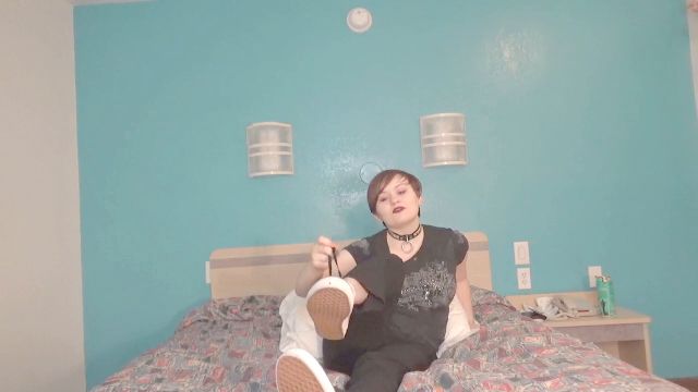 CurvyElvishGirl - shoe sock and foot worship dirty talk 00000
