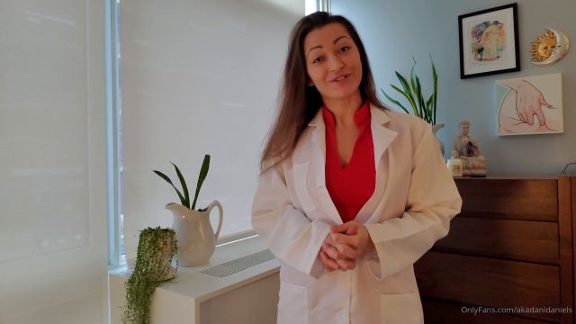 Dani Daniels - Do You Have a Growing Pain In Your Pants 00000