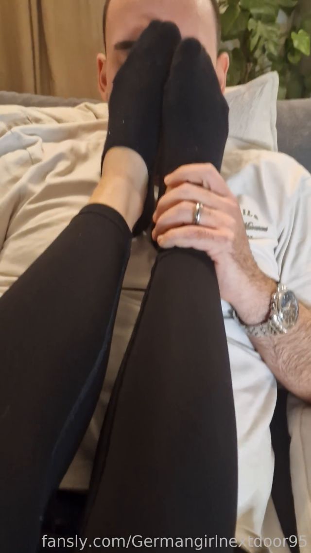 Germangirlnextdoor95 - sockjob, footjob, handjob, a LOT cum on my soles FootJob 00000