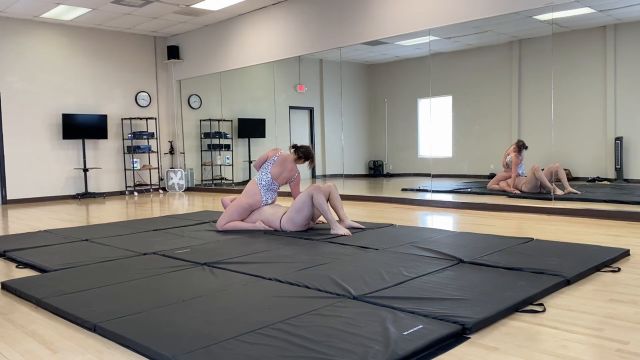 Herculess Domain - Lady Justice Vs Hercules Competitive Wrestling 00000