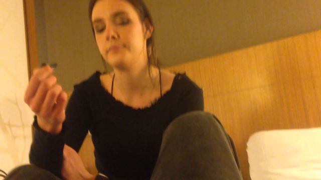 Onlyballkicking - Christmas Ballbusting - Lauren 00000