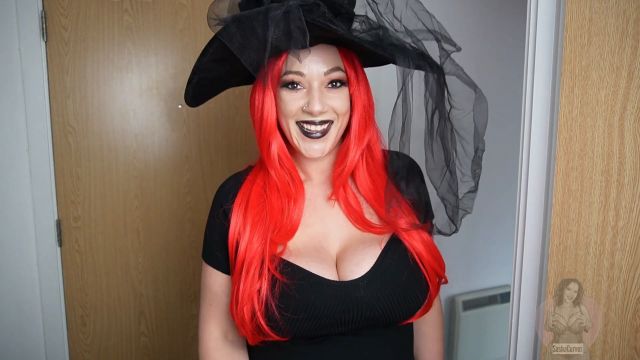 Sashacurves - Trick Or Treat 00000