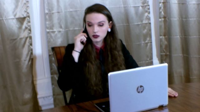 Tia Tizzianni - Interviewee FUCKS and SUCKS for JOB 00000