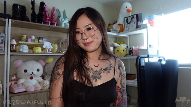 Ur2dwaifu - Pissing On Eachothers Faces 00000