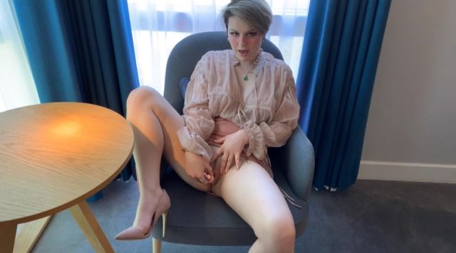 Delilah Jynx - Control My Vibrator While i Use It On My Pussy 00000 Delilah Jynx - Control My Vibrator While i Use It On My Pussy 00000
