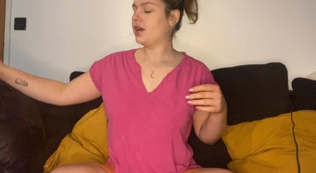 Delilah Jynx - My clothes fit poorly let me destroy them 00000