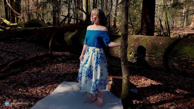 Delilah Jynx - The Countryside Life 00000