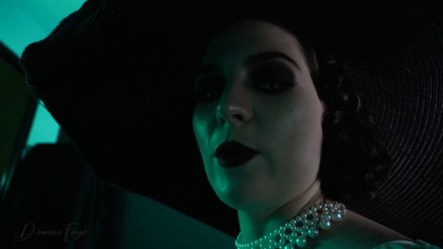 Domino Faye - Lady Dimitrescu Pov Giantess And Vore 00000