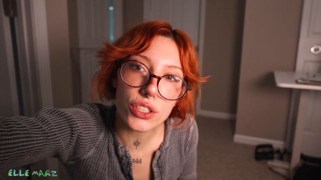 Elle Marz - Strapping You 00000