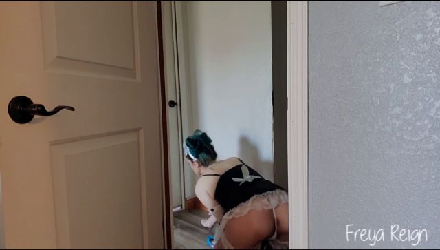 Freya Reign - Sweaty Maid Lets You Sniff Her Armpit 00000 Freya Reign - Sweaty Maid Lets You Sniff Her Armpit 00000