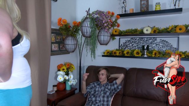 Funsize Productions - Funsize Frank - Bearhugged By Seechelle 00000