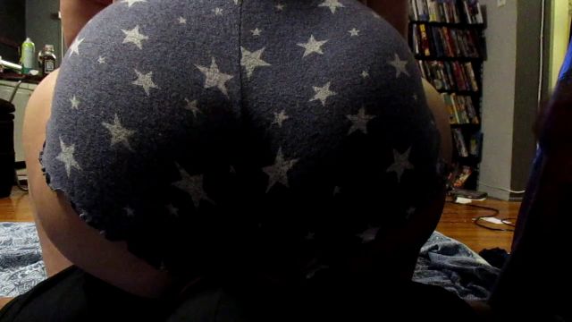 Geeky Femdom - The Kinky Geek - BBW Gamer Girl Facesitting Close Up 00000