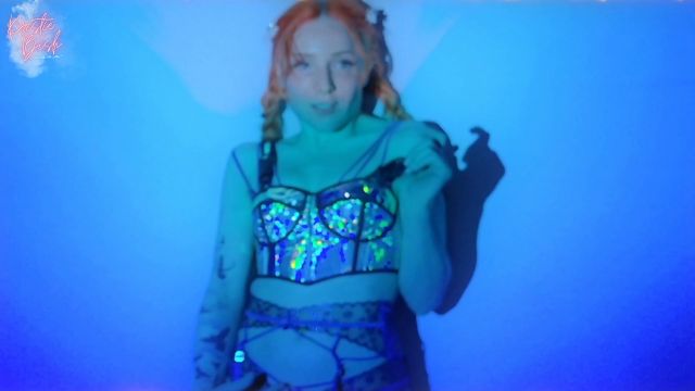 Kristie Bish - Rave Girl Ass Worship 00000