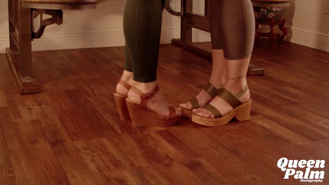 Queen Palm Footography - Shoeplay With Wedges Featuring Jade Ash And Holly Fey 00000