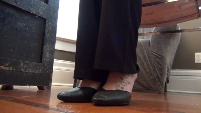 Sweet Southern Feet Ssf - Dangle Those Sexy Feet 00000