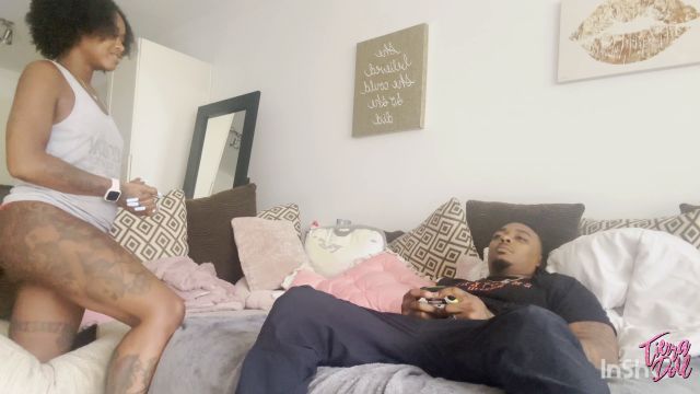 Tierra Doll - Queen Veiny Feet - Video Game Smotha Feat Incogbandit 00000