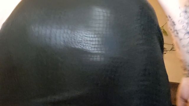 Curvyelvishgirl - Be Mesmerized By My Fat Ass 00000