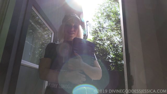 Divine Goddess Jessica - Saving The World 00000