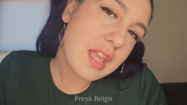 Freya Reign - Quality Time Turns To Snack Time 00000