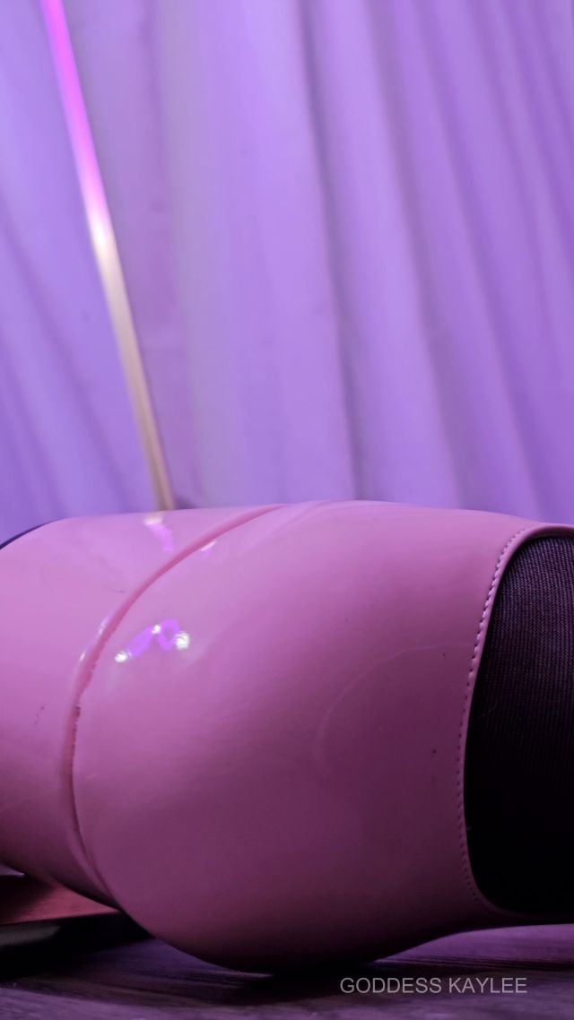 Goddesskayqueen - Shoe Worship - Fan Gift 00000